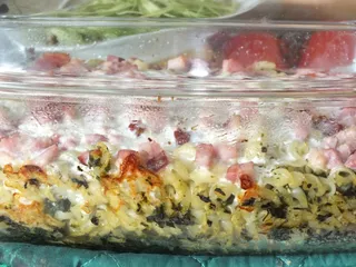 Zapiekanka makaronowo-szpinakowa z wędzonym boczkiem - 21