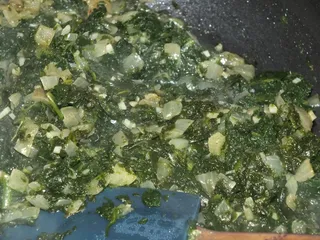 Zapiekanka makaronowo-szpinakowa z wędzonym boczkiem - 8