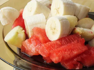 Arbuzowo-brzoskwiniowe smoothie z bananem - 6