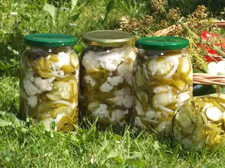 Sałatka ogórkowa z kalafiorem - 22