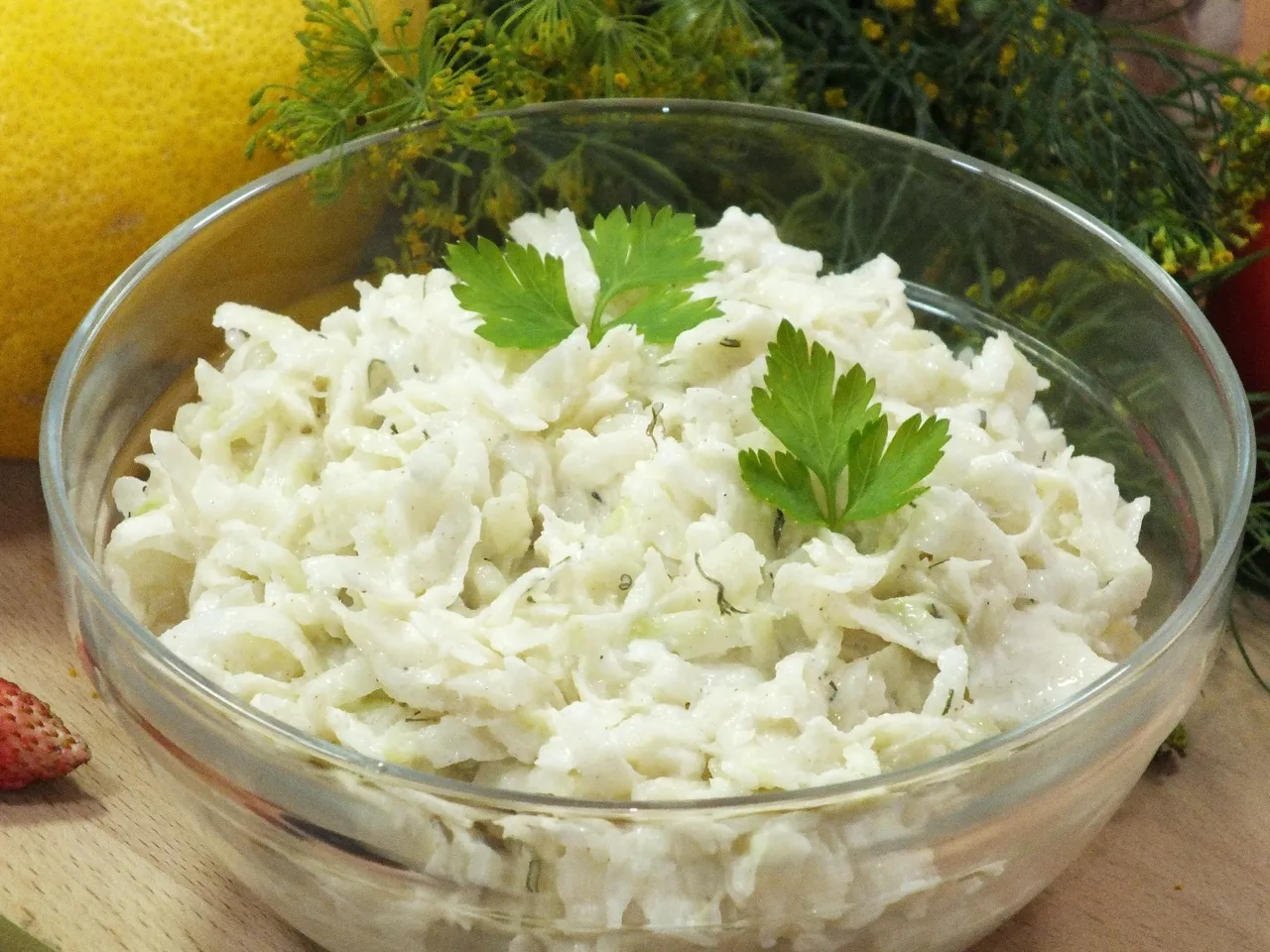 Surówka z kalarepy