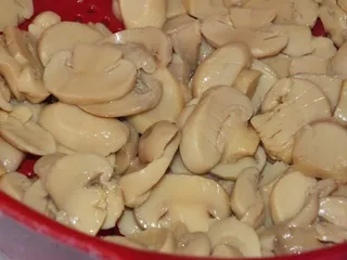 Sałatka z pieczarek i jabłka - 3