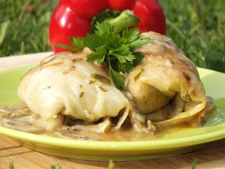 Gołąbki zapiekane w sosie pieczarkowym - 4