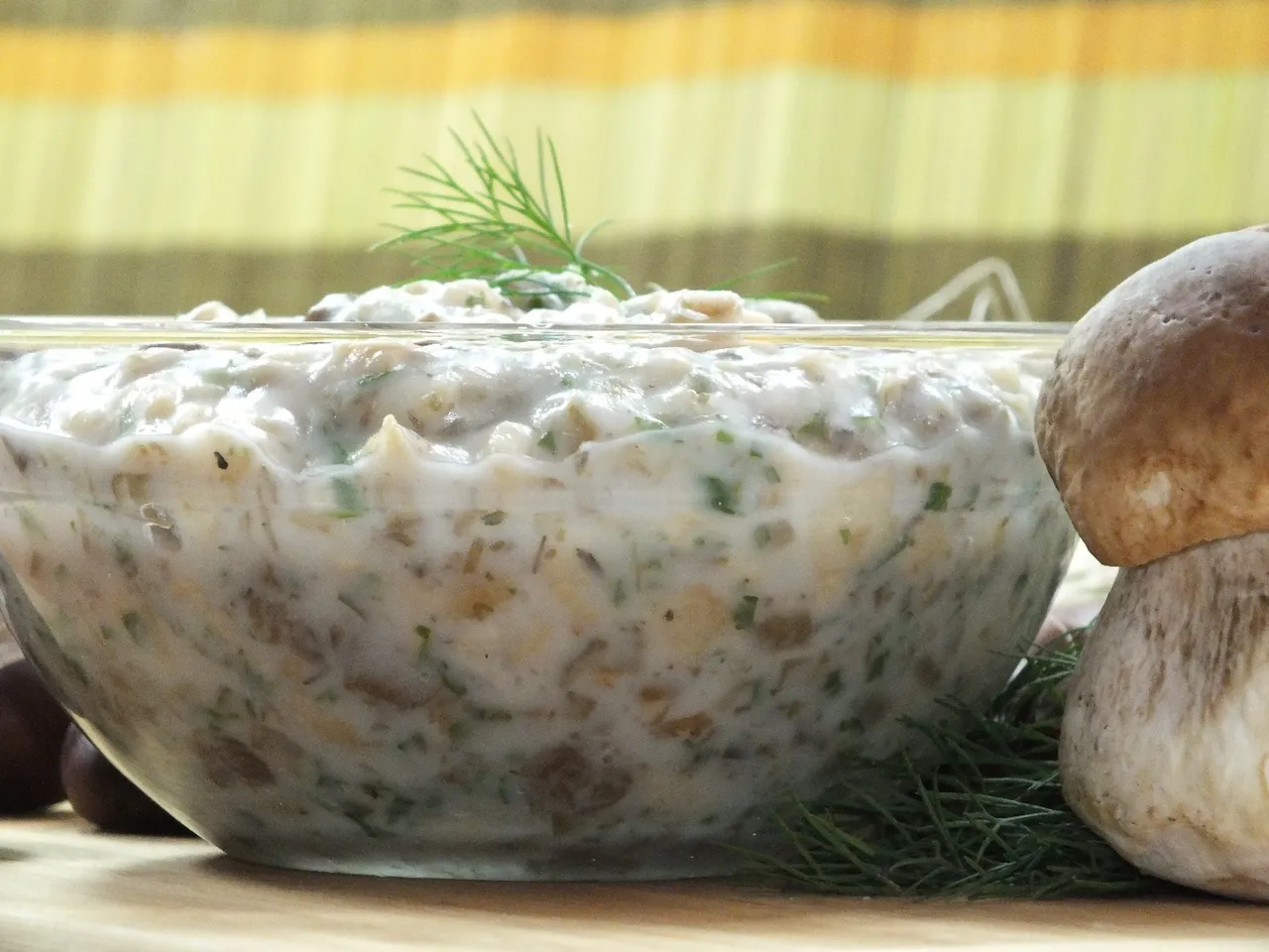 Smalec z grzybami leśnymi