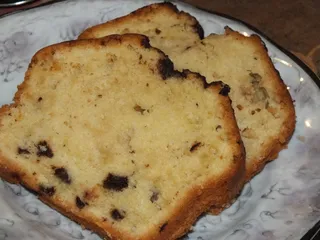 Babka z kawałkami czekolady - 2