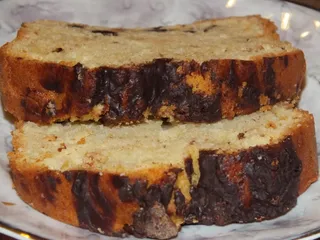 Babka z kawałkami czekolady - 4