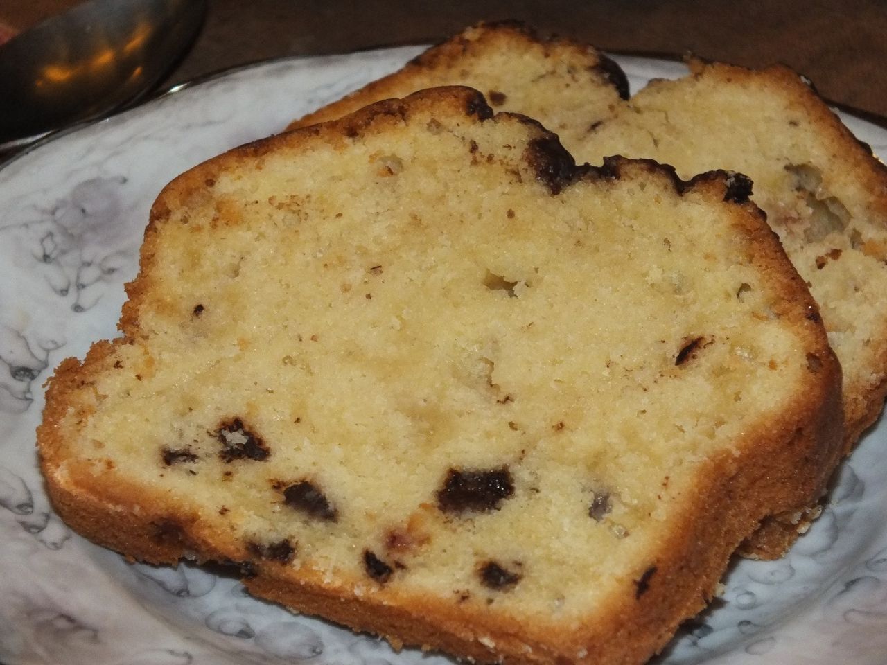 Babka z kawałkami czekolady