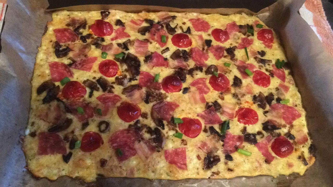 Omlet serowy à la pizza z piekarnika