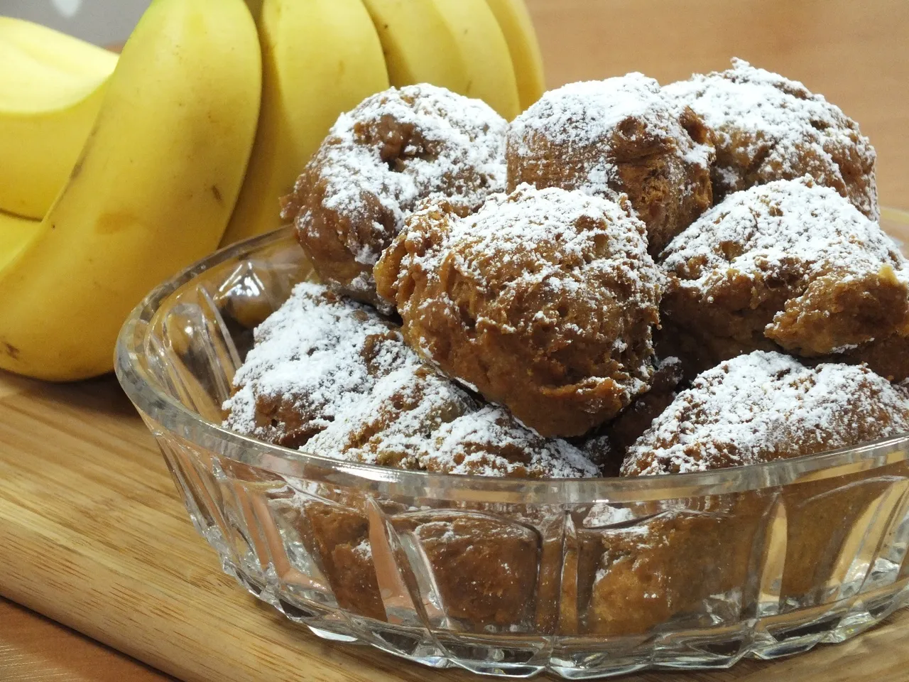 Szybkie bananowe pączki