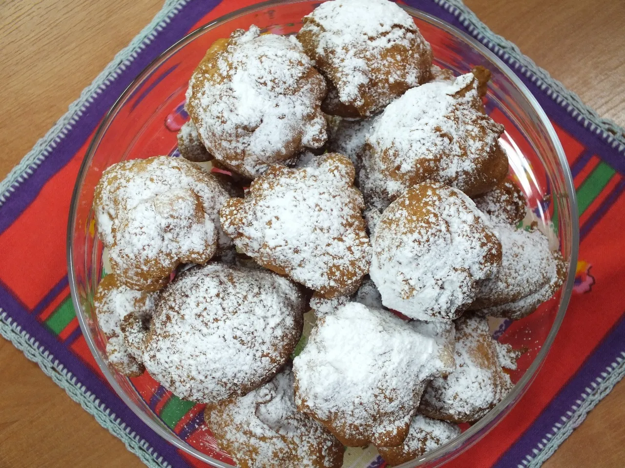 Delikatne pączki z serkiem mascarpone