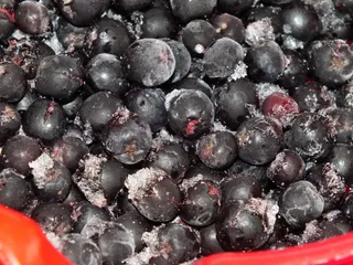 Sernik z aronią i bezą kokosową - 7
