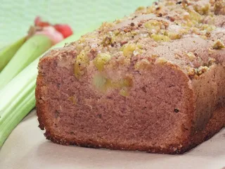 Kakaowa babka z rabarbarem - 2