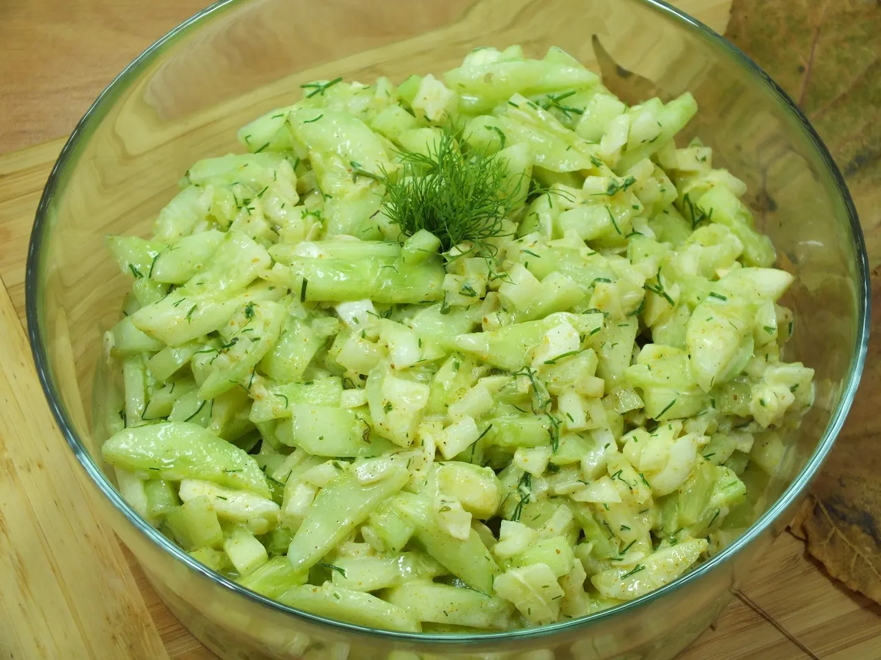 Ogórki w sosie curry