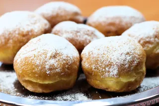 Lekkie i puszyste pączki - 18