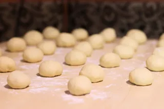Lekkie i puszyste pączki - 10