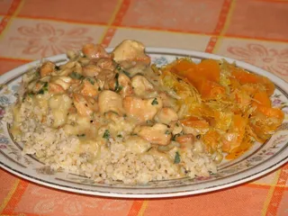 Czosnkowy gulasz z kurczaka - 1
