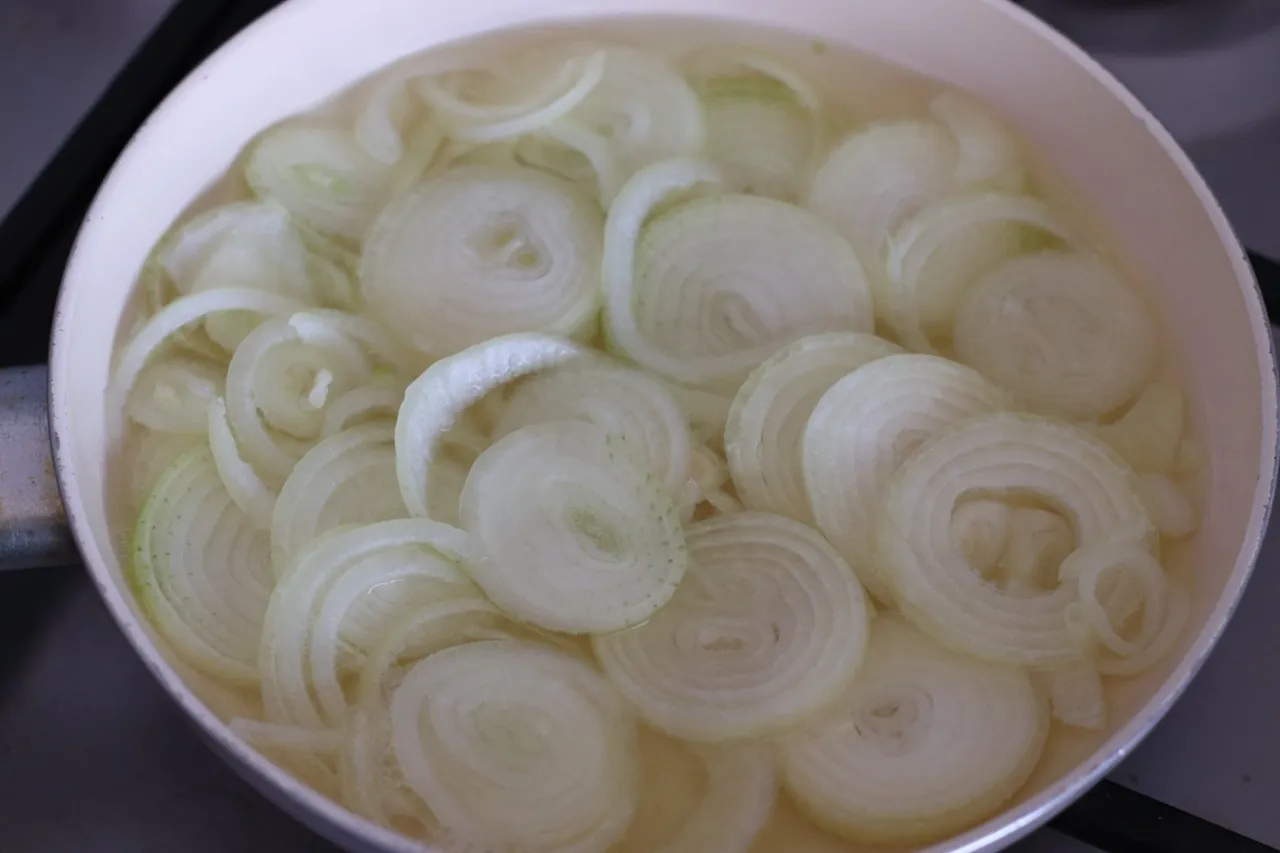 Śledzie w zalewie octowej