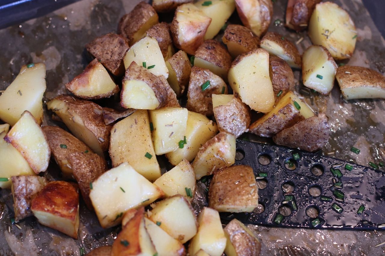 Ziemniaki pieczone w skórkach