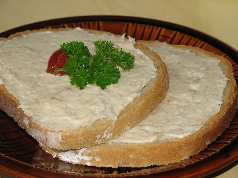 Pasta z makreli i topionego serka