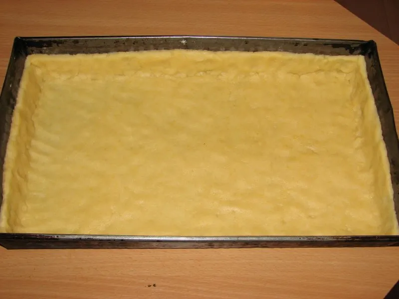 Mazurek z krówkową polewą